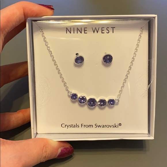 nine west necklace set